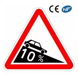 Panneau routier signalant une descente dangereuse (A16)